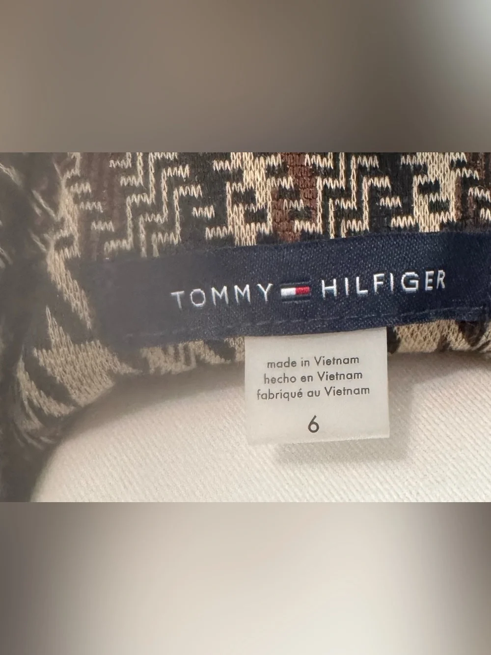Tommy Hilfiger Plaid Houndstooth Blazer w Faux Leather Pocket Trim Size:6 NWOT - Picture 9 of 16